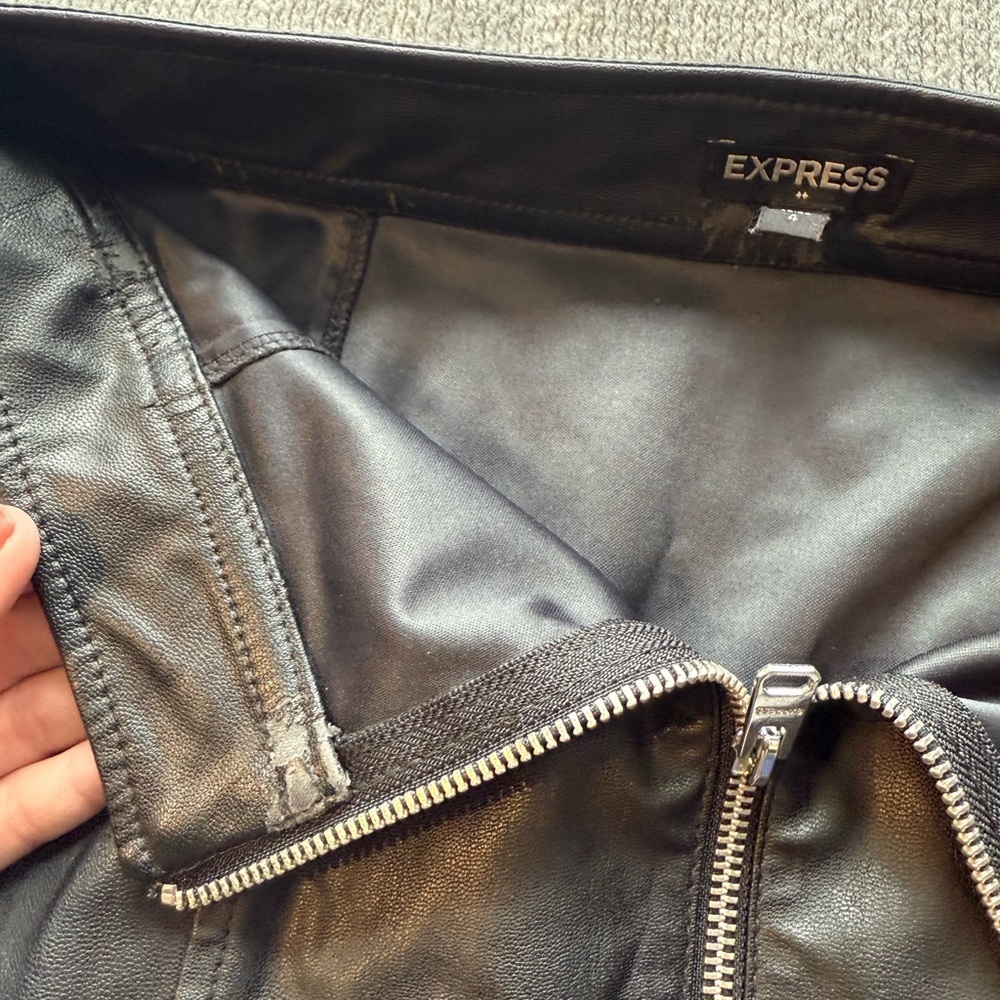Express Black Mini Vegan Leather Skirt with Zipper Accents - Picture 7 of 7